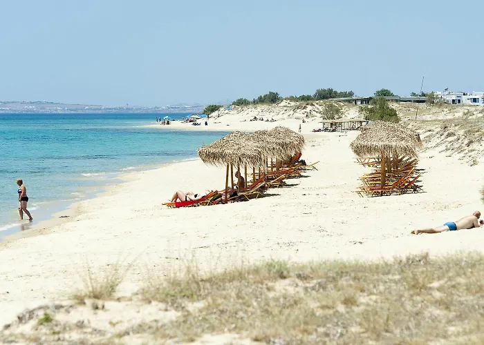Valena Mare & Plaka (Naxos)