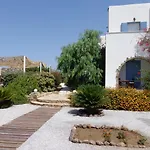 Valena Mare & 4*