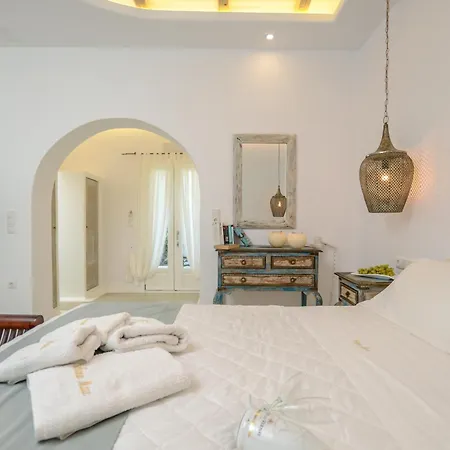 Valena Mare & Lägenhetshotell Pláka