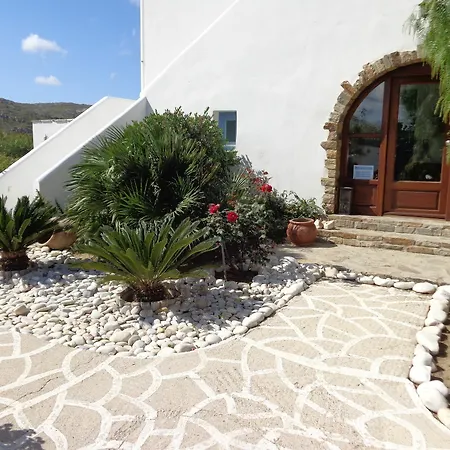 Valena Mare & Lägenhetshotell 4*