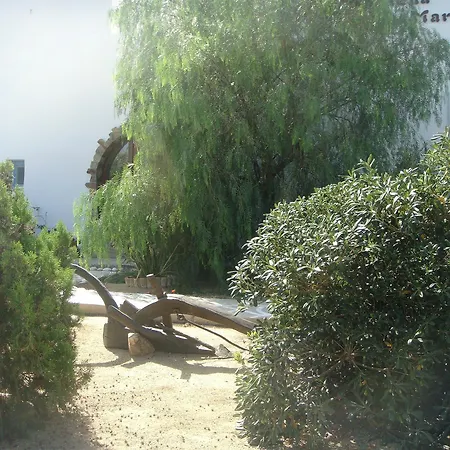 Valena Mare & Lägenhetshotell Pláka