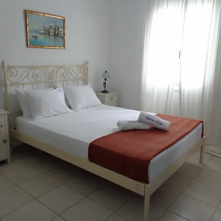 Valena Mare & Lägenhetshotell Pláka